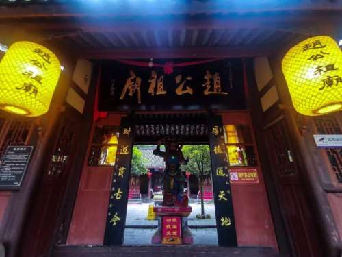 秋日森林秋日秘境怎么进-秋日森林的四个宝箱