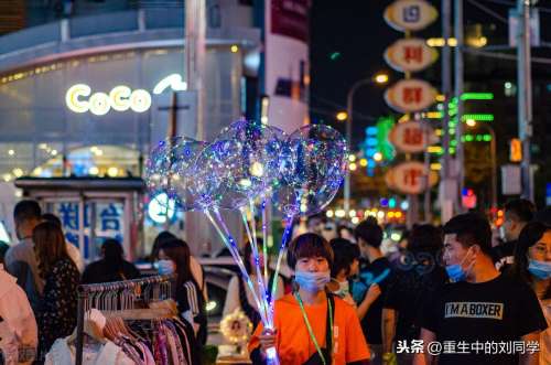 夜市摆摊什么最好卖利润高闪光玩具-夜市摆摊发光玩具批发