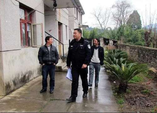 决战苍穹之华哥沉默-沉默的杰哥