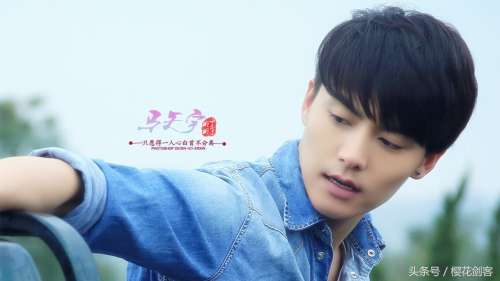 反恐行动之枪恋33天在线观看-反恐行动电影都有什么