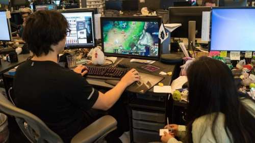 dotaallstars如何选择全部英雄-英雄联盟和dota的区别