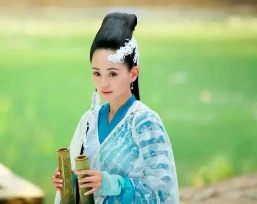 天涯明月刀女二号是谁-明月心