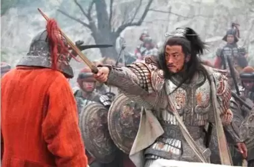 项羽为什么把虞姬头割下来了-项羽为何不肯过江东-