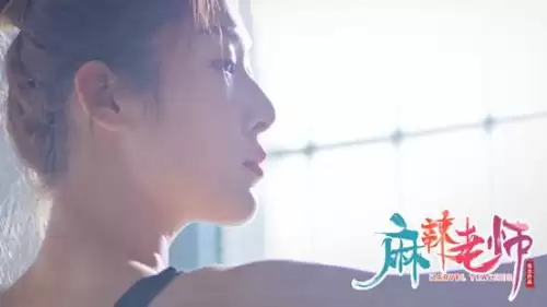 cf胡司令人物能踢腿吗-cf麻雀角色可以踢腿吗