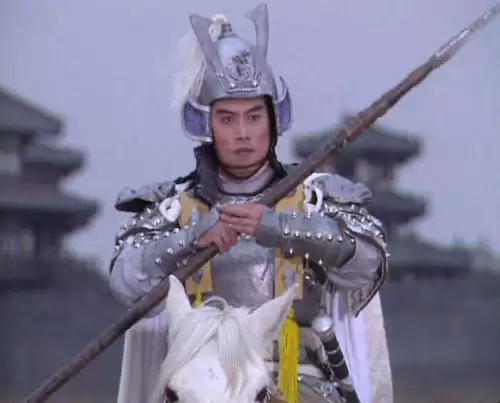 老版三国赵云为何换人-旧版三国赵云扮演