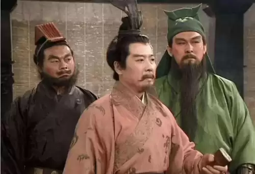 三国演义好词佳句-《三国演义》里面的好词好句